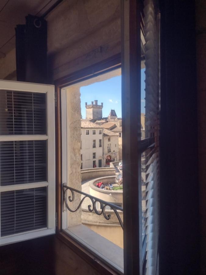 Au Gre Du Voyage Apartment Uzes Exterior photo